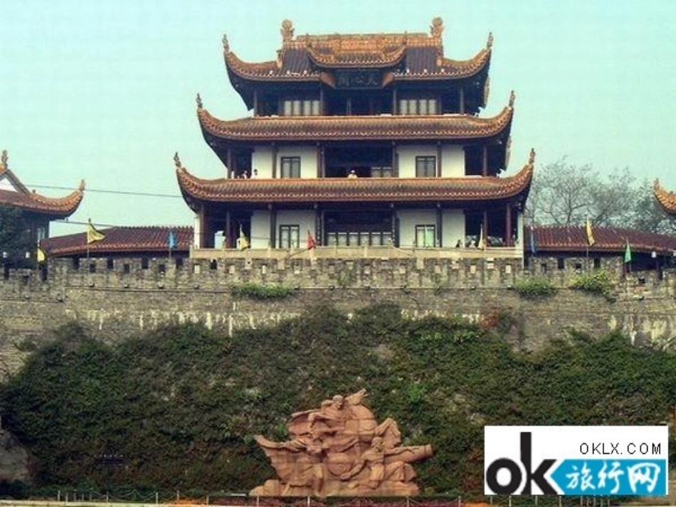 （人教新课标）六年级美术上册PPT课件爱护古建筑1PPT课件.ppt_第3页