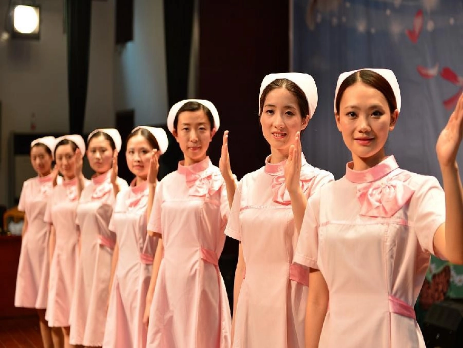 新医患沟通技巧.ppt_第3页