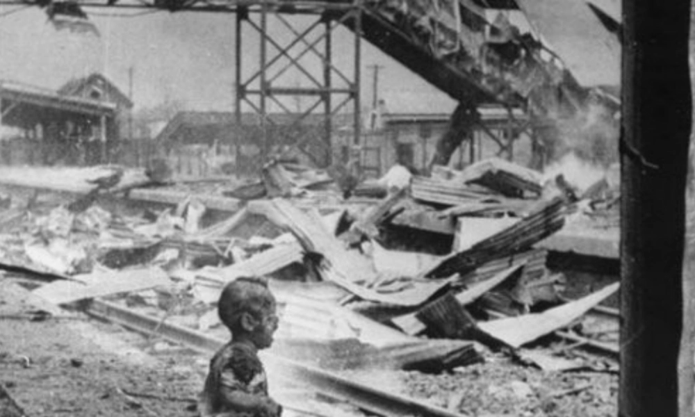 四年级下册第四单元作文（猪猪喜羊羊）.ppt